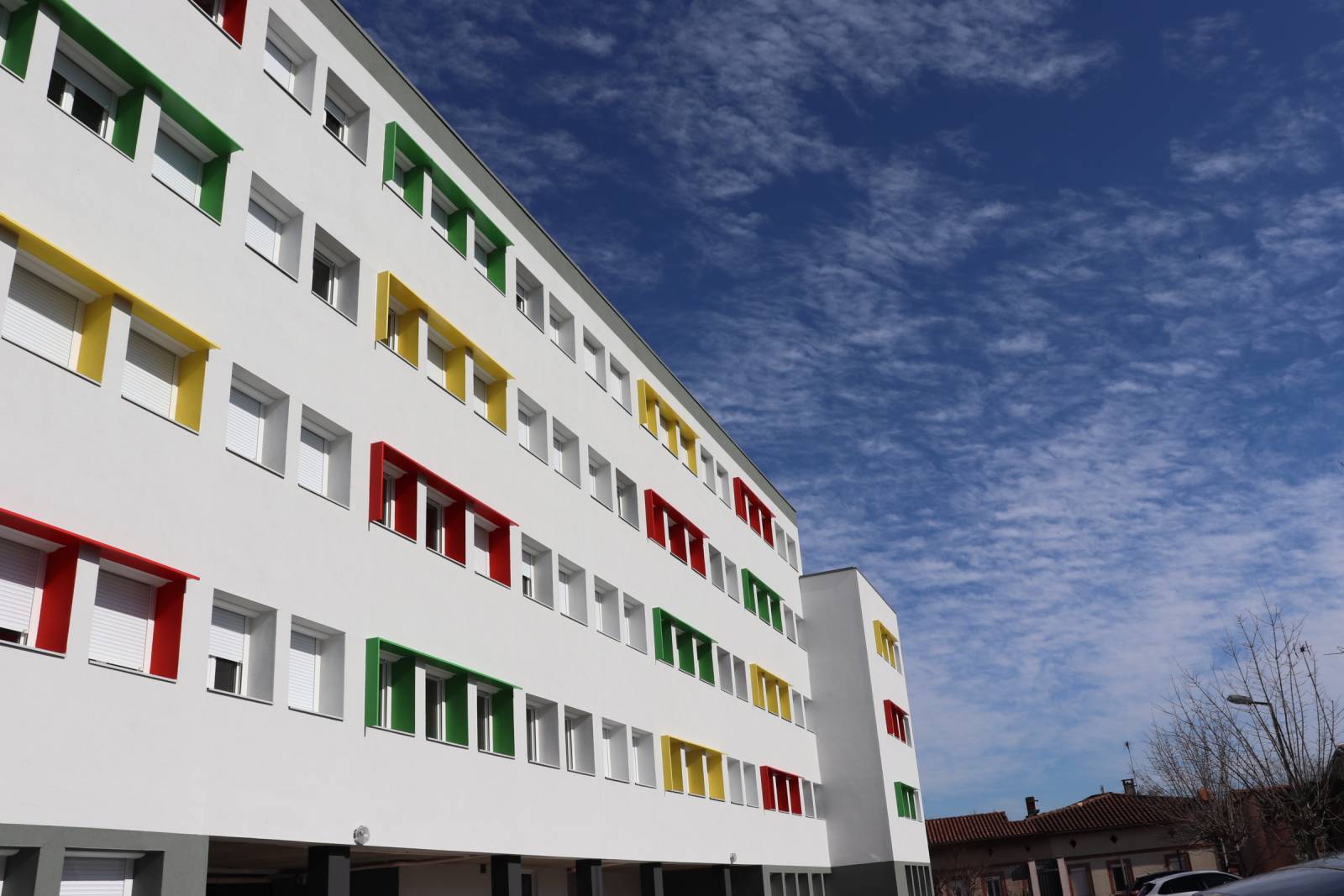 Isolation Thermique par l'extérieur de la cité moderne d'Auterive en Haute-Garonne.