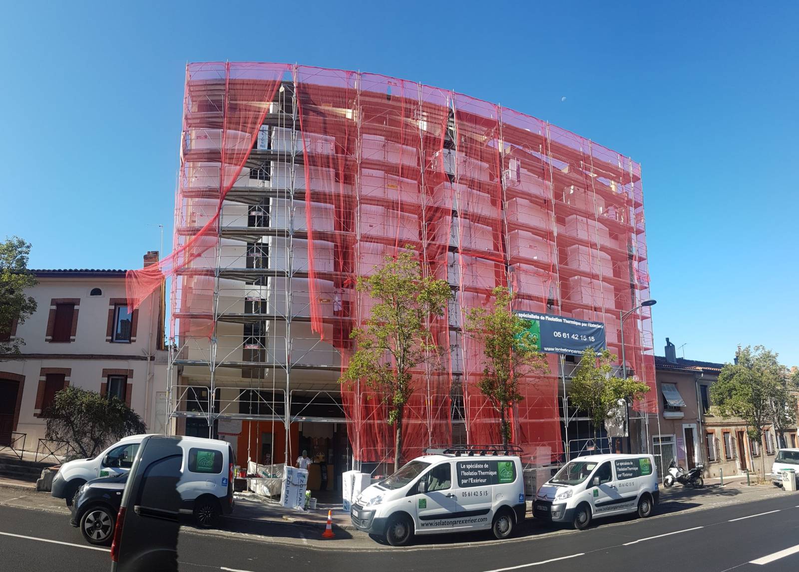 Devis isolation extérieur pour rénovation de façade maison individuelle avec matériaux écologiques garanties RC décennale entreprise RGE Castres