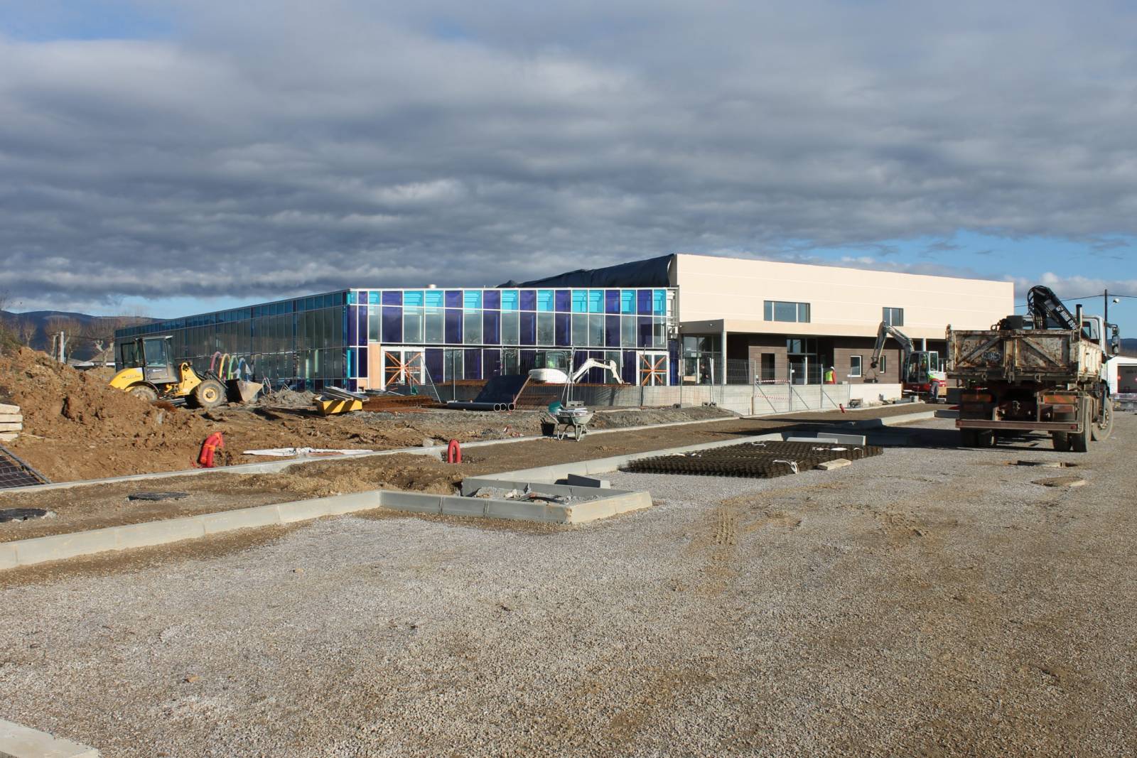 Construction d’un centre Aquatique à PEYRIAC (11)